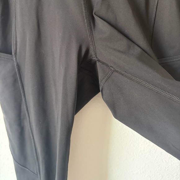 Lululemon Fast & Free Black High-Rise Crop 19" Leggings – Size 4 - Picture 4 of 5